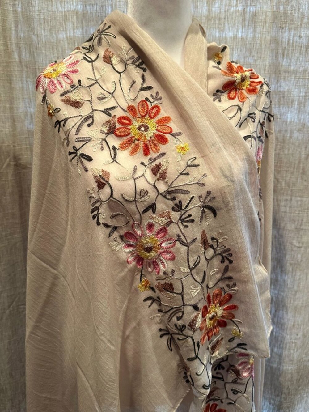 RiscaWin Oversized Beige Floral Embroidered Scarf Shawl Wrap Boho 36x70 - Picture 5 of 11